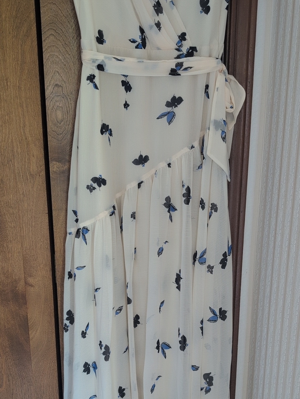 Ralph Lauren flutter sleeve dress - Picture 6 of 13